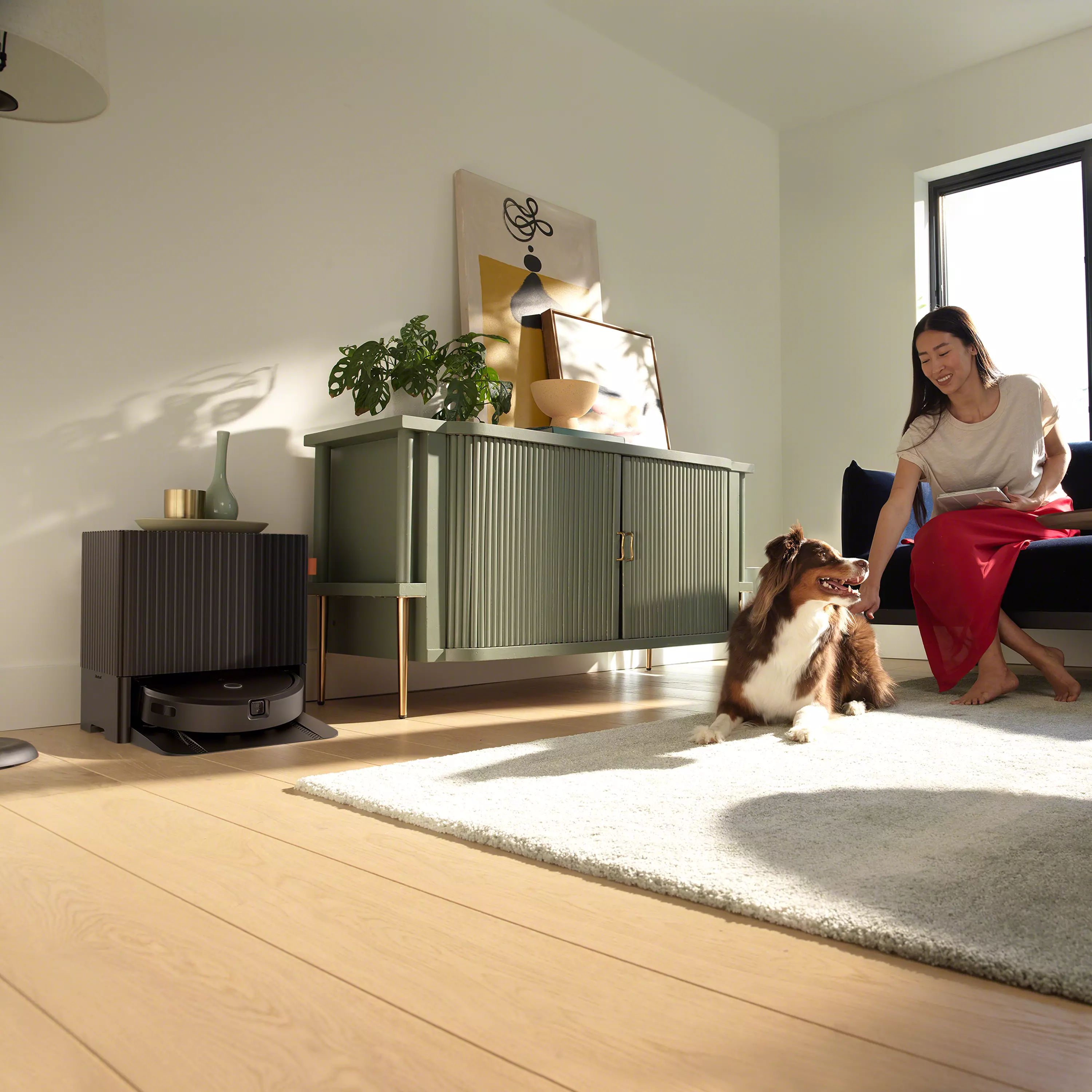 Roomba Combo® 10 Max robot + AutoWash dock